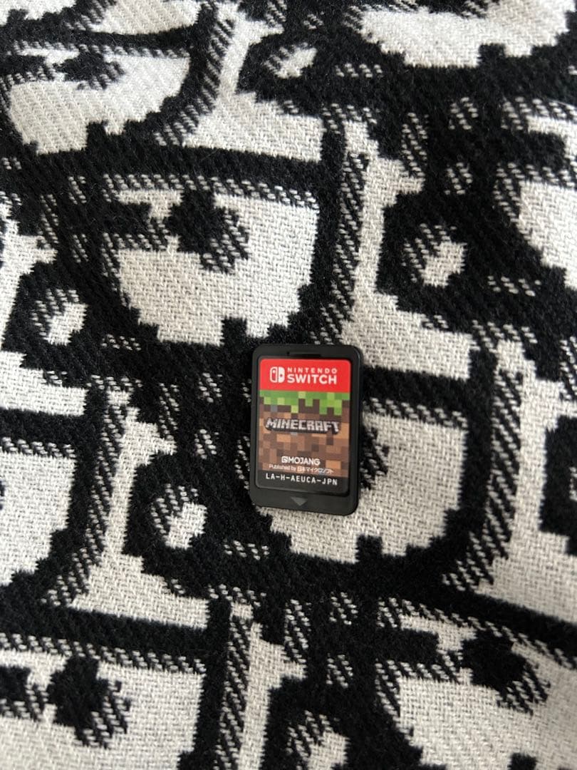 Nintendo Switch 本体 ネオンブルー・レッド