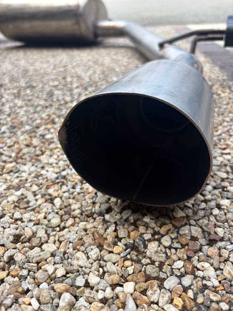 エスティマ　５０　BLITZ NUR SPEC マフラー