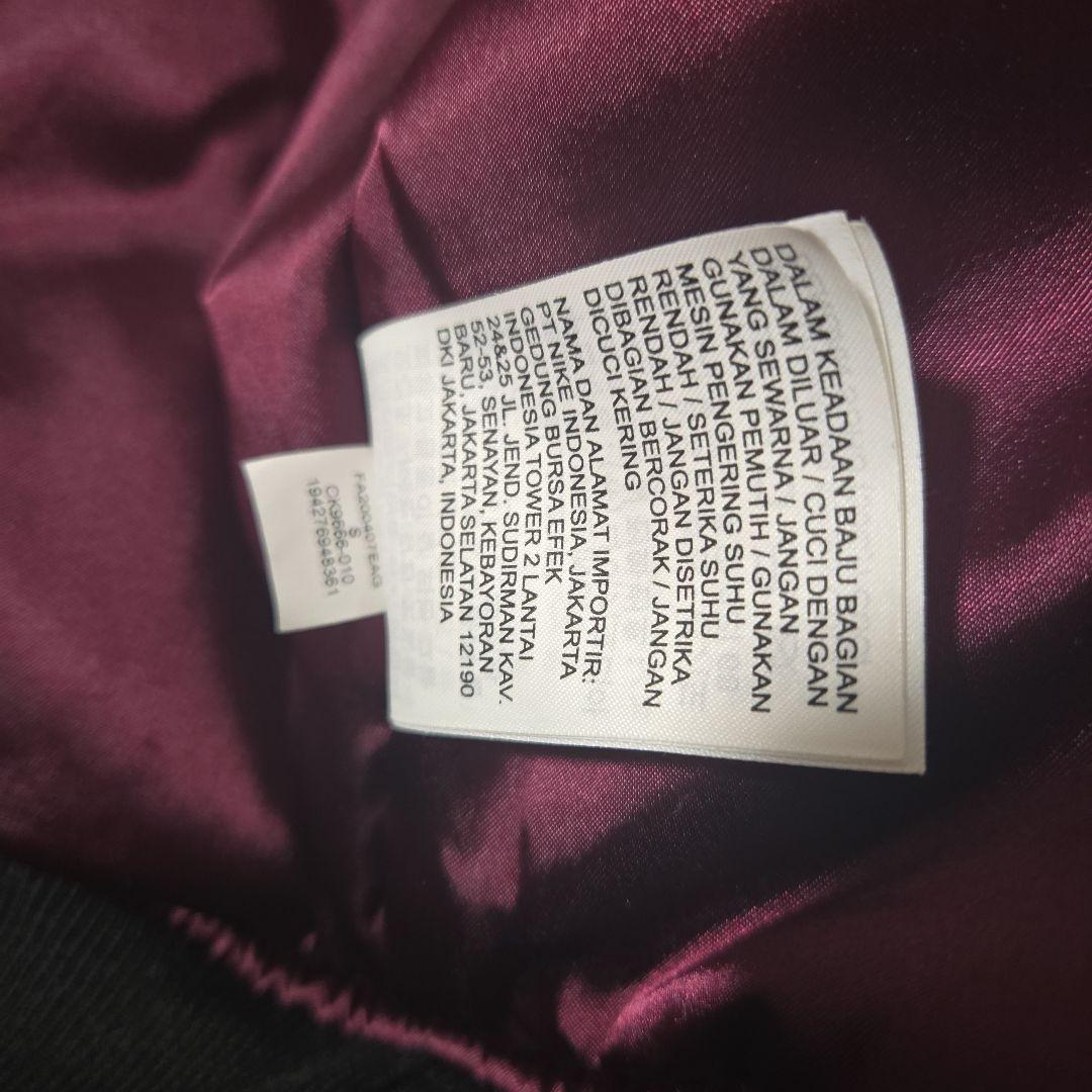 週末限定値下げ ジョーダンパリサンジェルマンジャケット　スタジャン