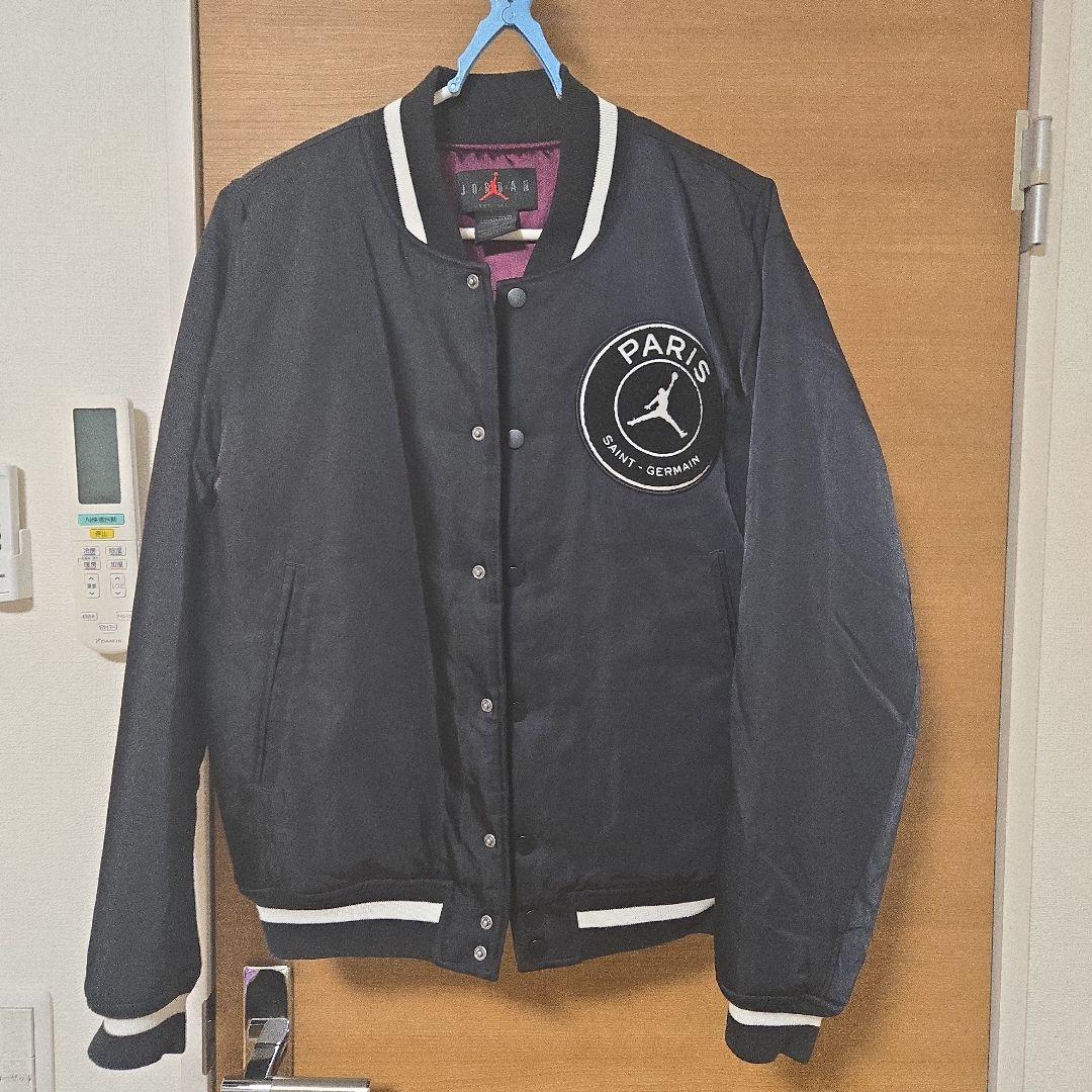 週末限定値下げ ジョーダンパリサンジェルマンジャケット　スタジャン