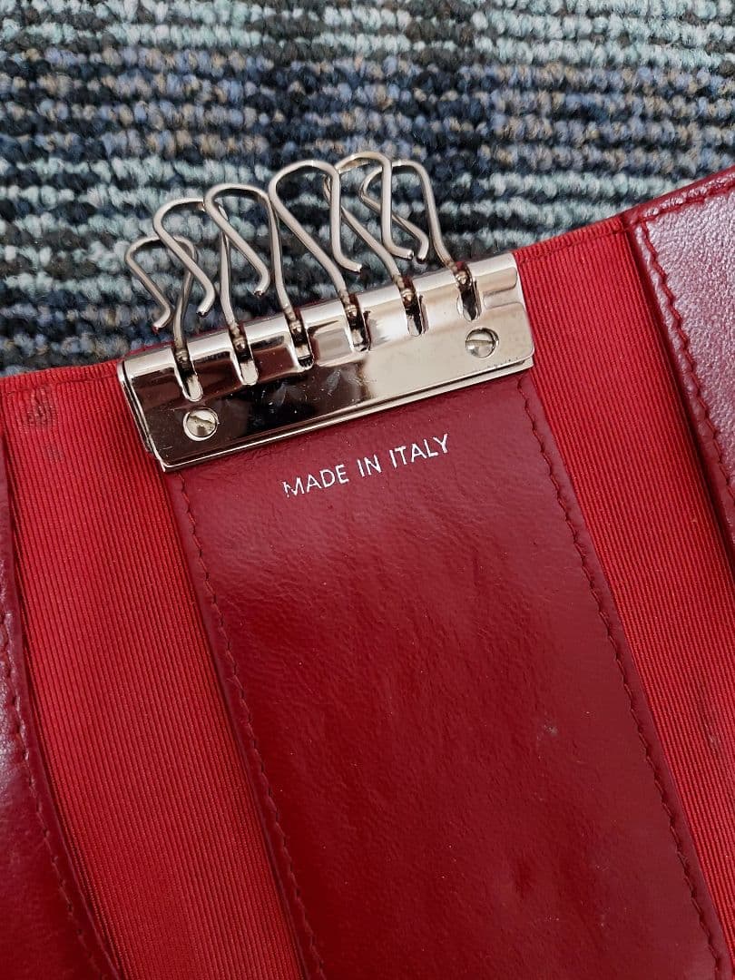 CHANEL マトラッセ ラムレザー シルバー金具 6連 キーケース レッド