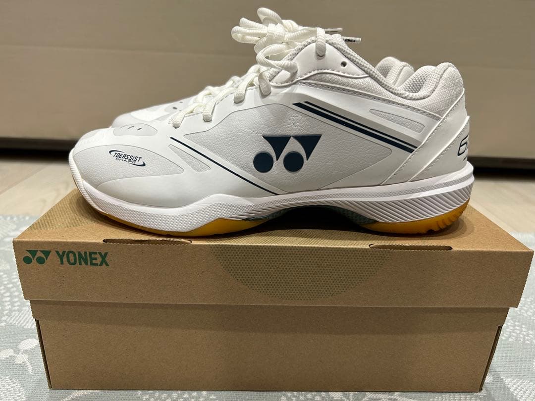 ヨネックス パワークッション 65Z SHB65Z4W 25.0cm