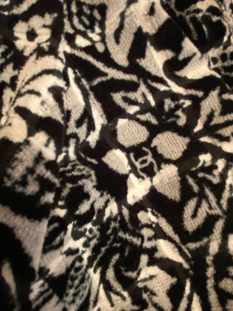 お値引き❣️CHANEL，希少シャネルベロア素材ホットパンツ