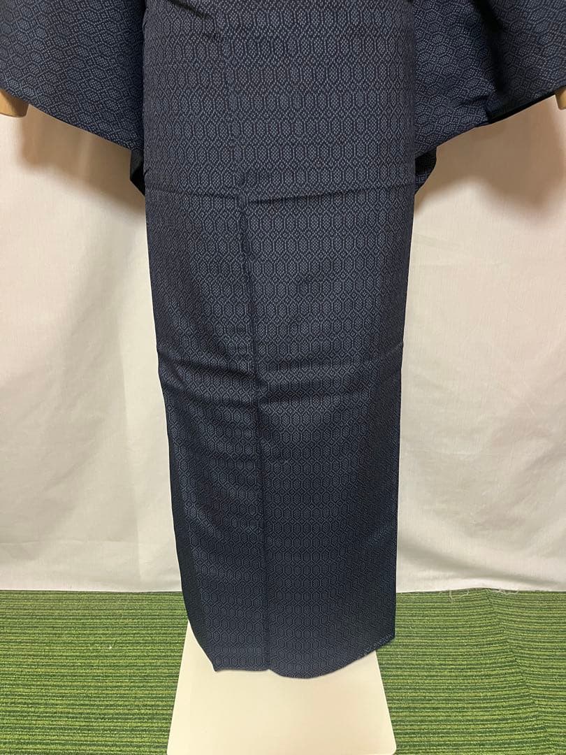 【超絶逸品】●新潟県伝統工芸品●【本塩沢】●強撚糸●草木染●亀甲●紬●着物