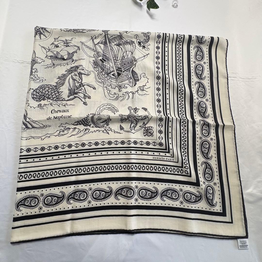 HERMES　カレジェアン　Tatouages Marins Bandana