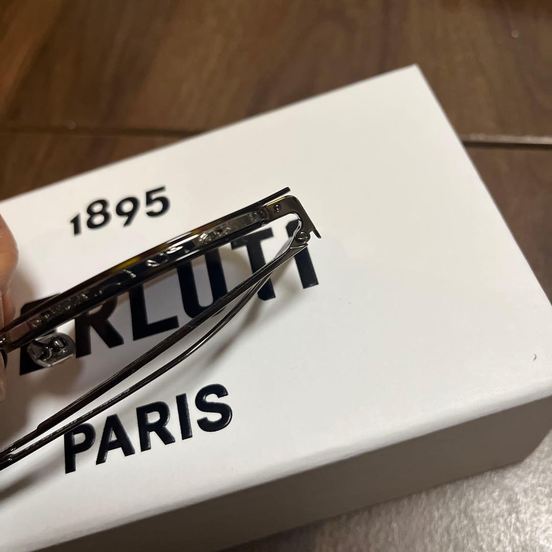 BERLUTI サングラス ケース付き