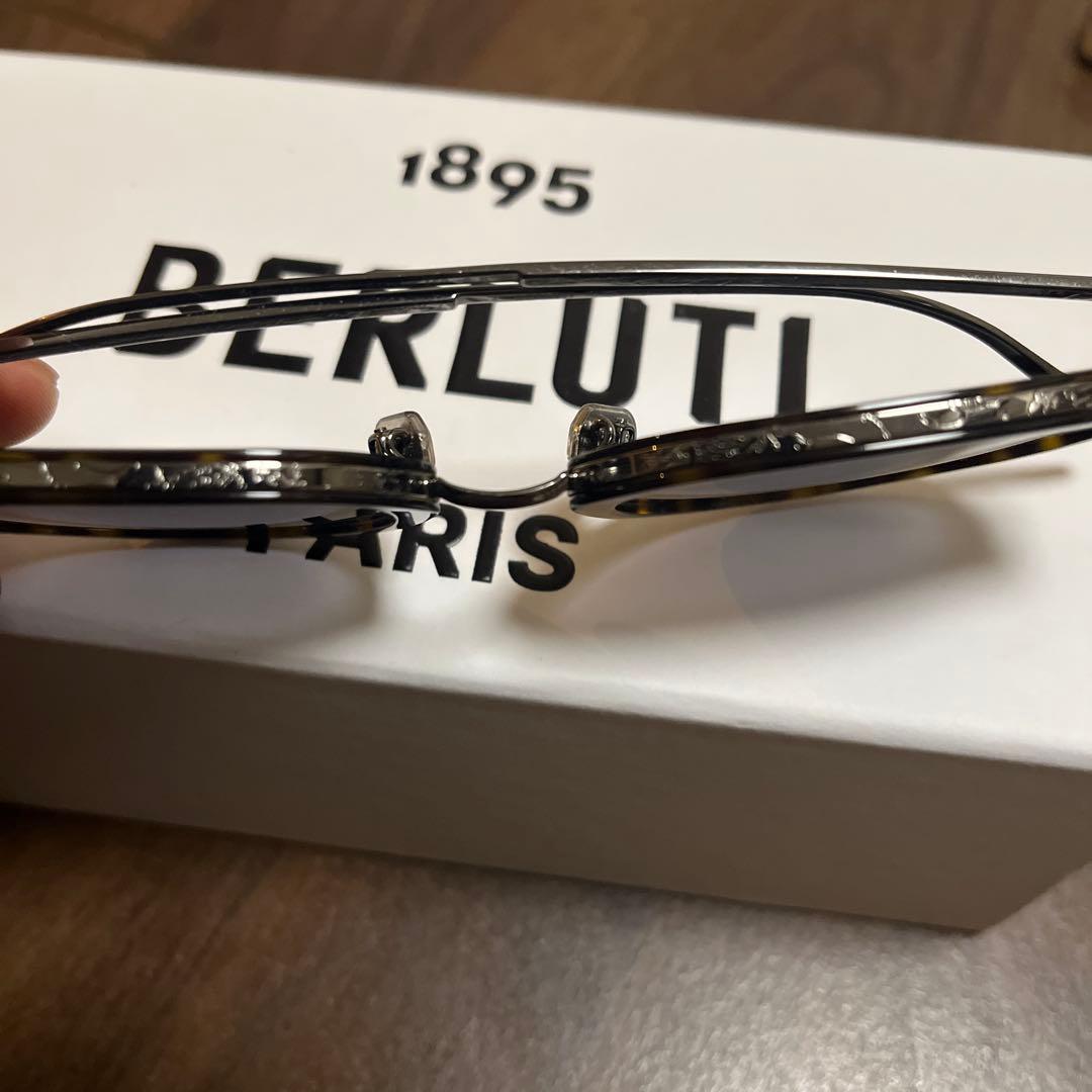 BERLUTI サングラス ケース付き