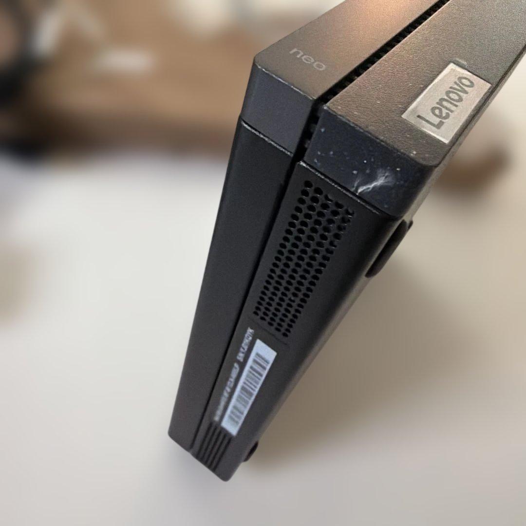 ミニPC ThinkCentre neo 50q Tiny Gen 4 Lenovo