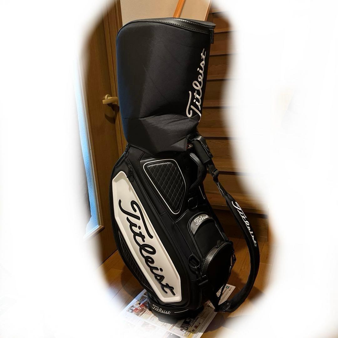 タイトリスト ツアーキャディバッグ ／ブラック/ホワイト