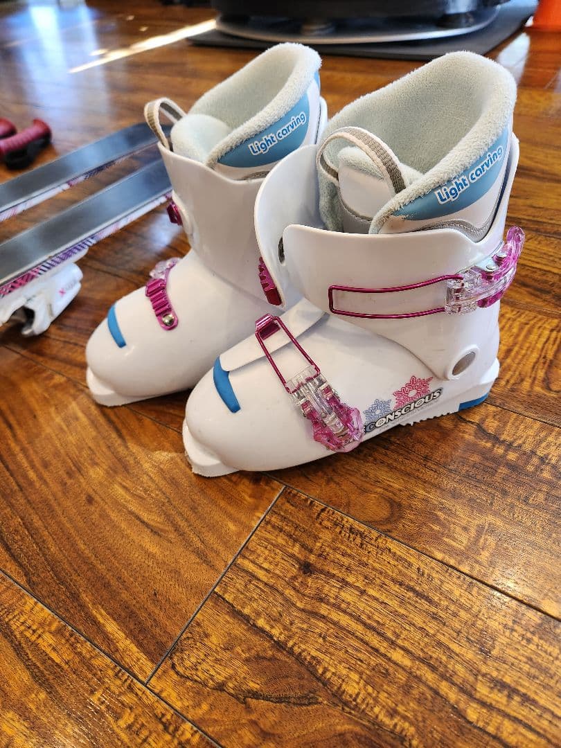 HARTジュニアスキー4点セット 128cm ブーツ23.0cm