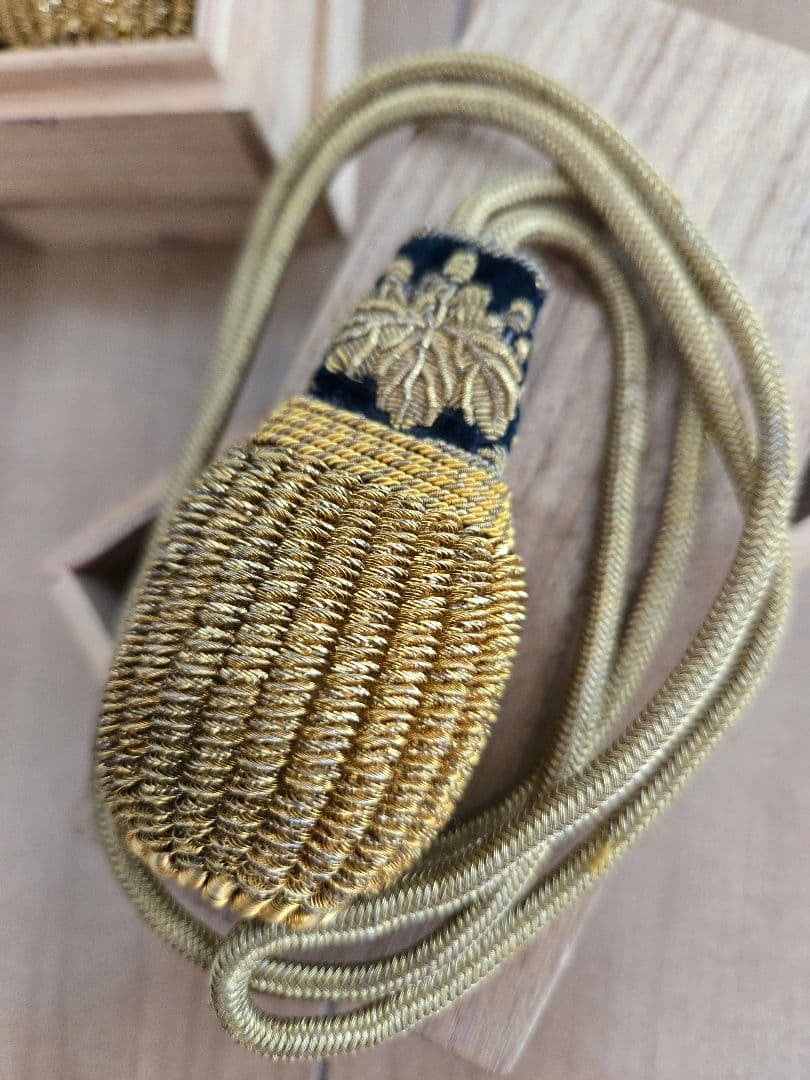 戦前～第二次大戦頃　実物　刀緒箱付き3点セット　軍刀　指揮刀