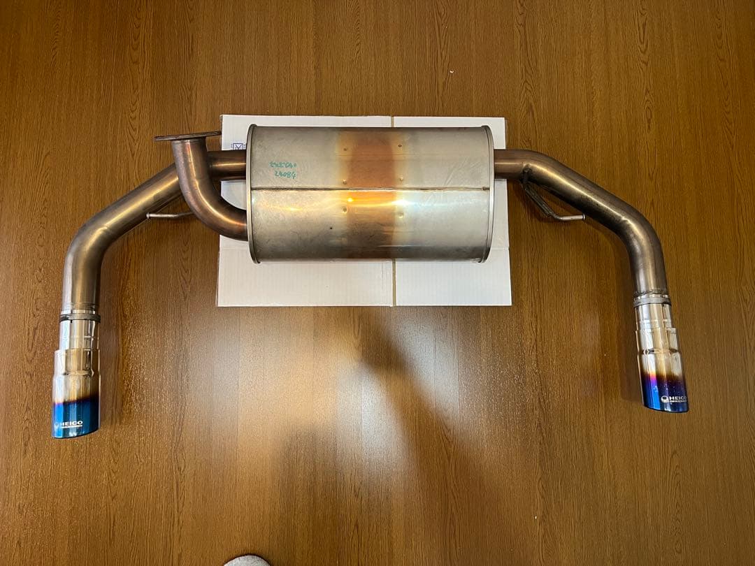 【数日限定値下げ】VOLVO ボルボV40 ERST エアスト 2本出しマフラー