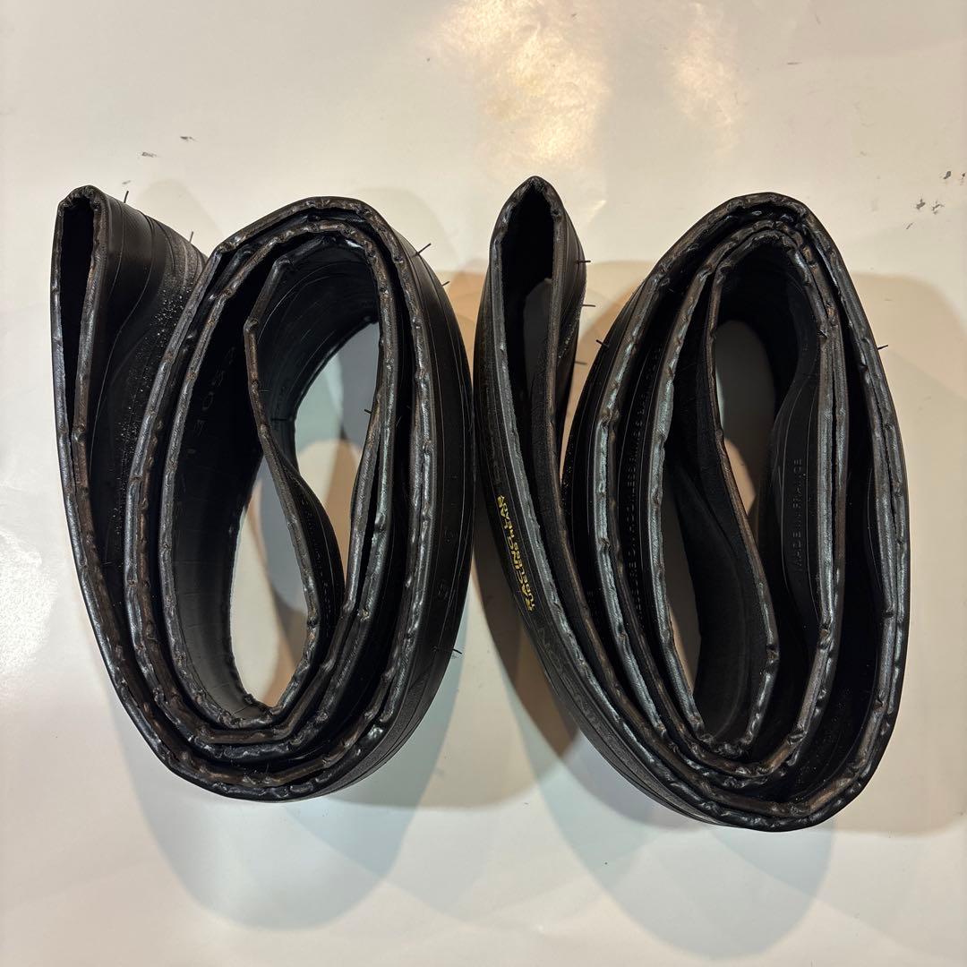 新品HUTCHINSON BLACKBIRDタイヤ 700x28C 2本