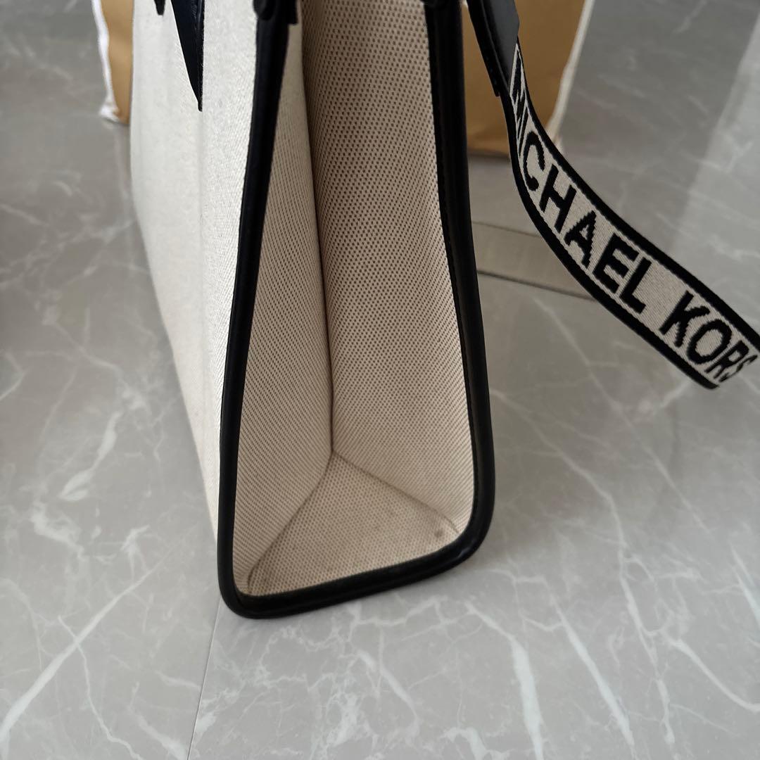 マイケルコース　トート