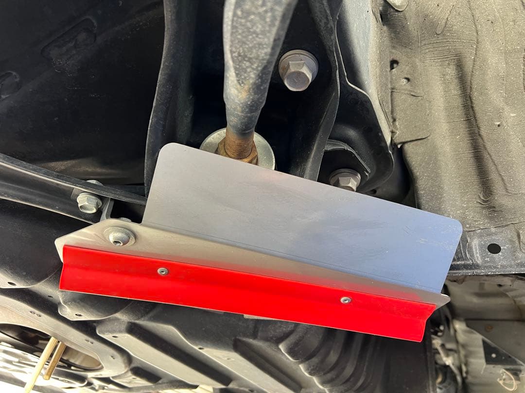 200系ハイエース(2WD）グランドエフェクター【GE1フロント・GE2リア】