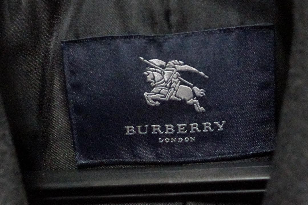 ★わか★　BURBERRY　チェスターコート　グレー