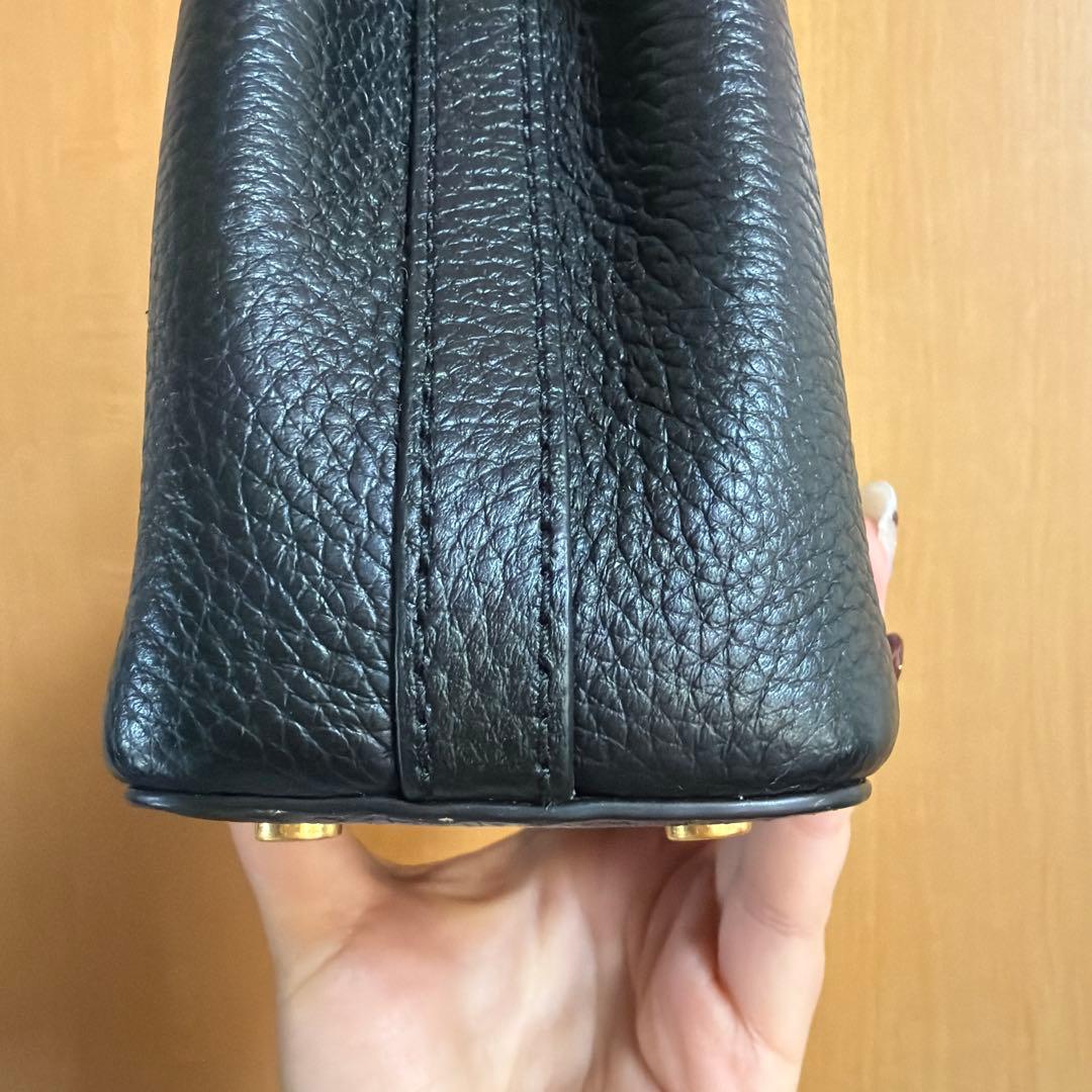 Tory Burch トリバーチ　ブラック ショルダーバッグ