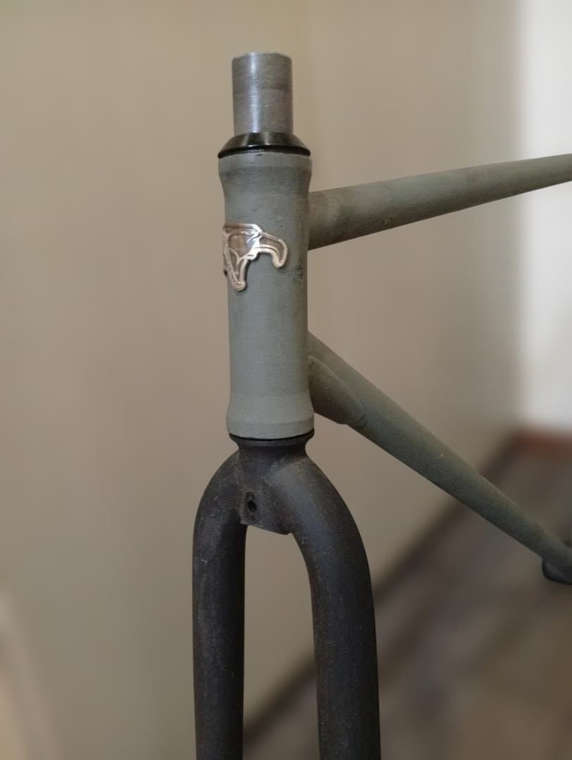 スチールピストフレーム 700c