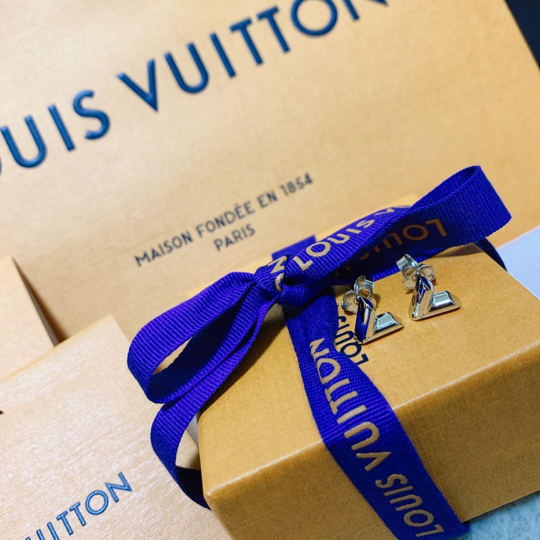 Louis Vuitton ピアス・エセンシャル V