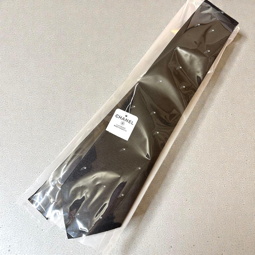 未使用 CHANEL ブラックタイ ココマーク 流れ星 ラメ入り 希少 ソリッド
