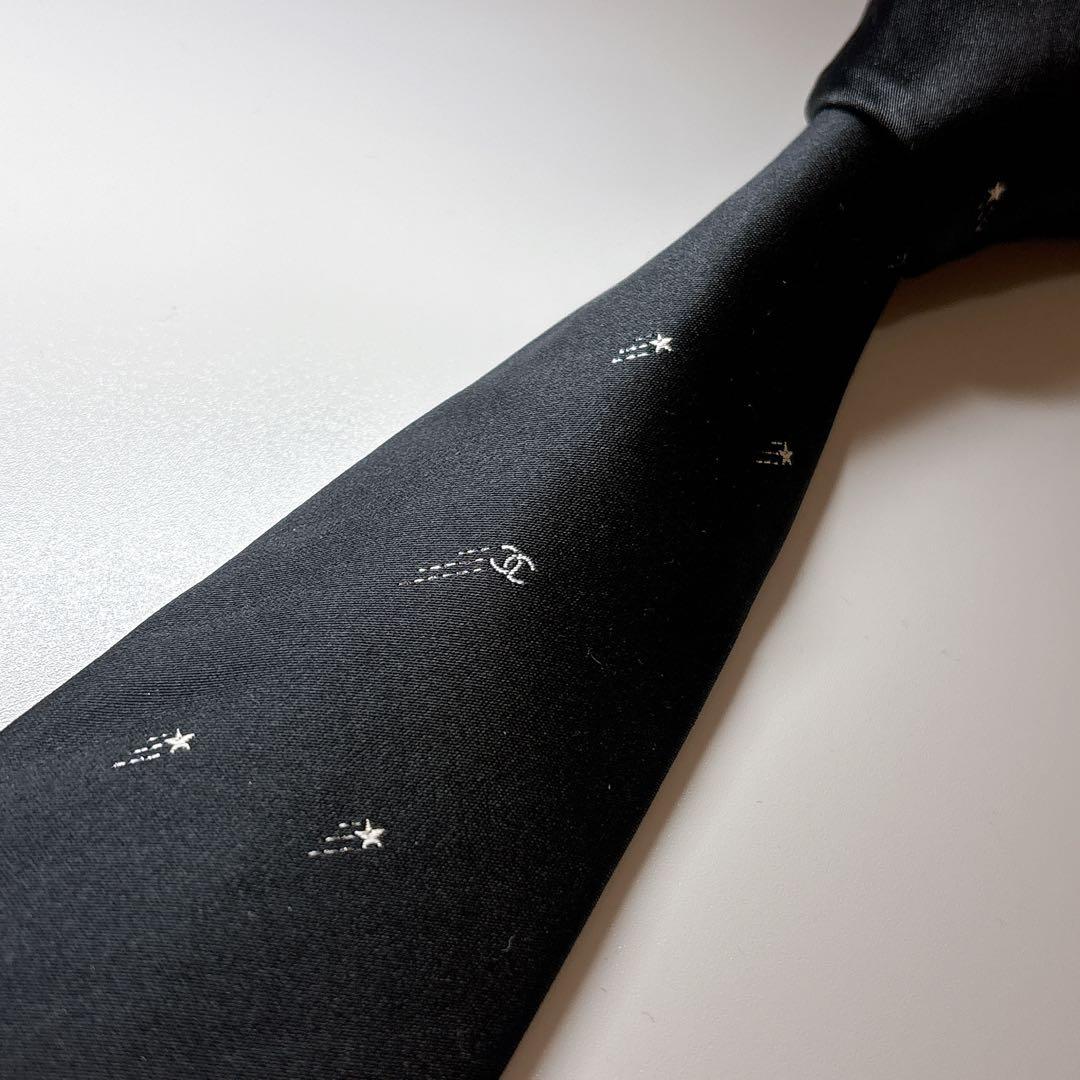 未使用 CHANEL ブラックタイ ココマーク 流れ星 ラメ入り 希少 ソリッド