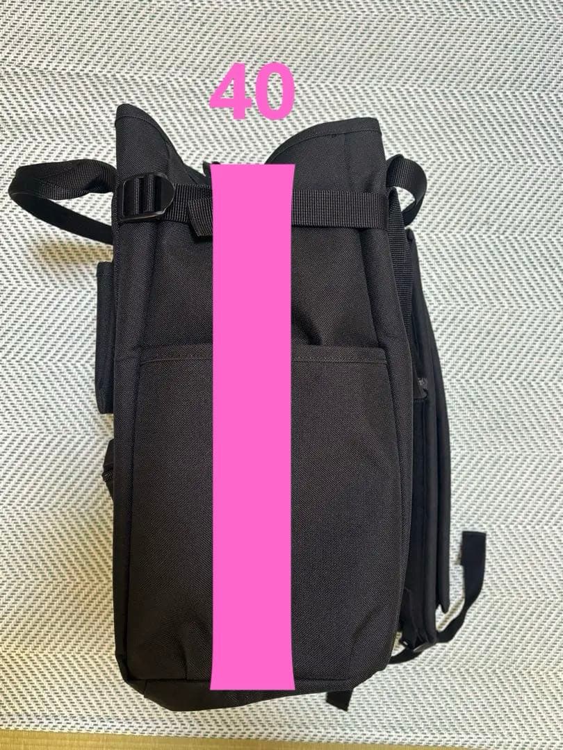 ブラックナイロンリュック・バックパック