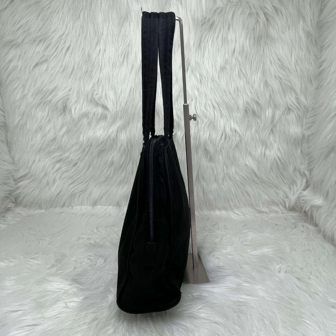 PRADA プラダ　ナイロン ショルダー　トートバッグ三角プレート　白タグあり