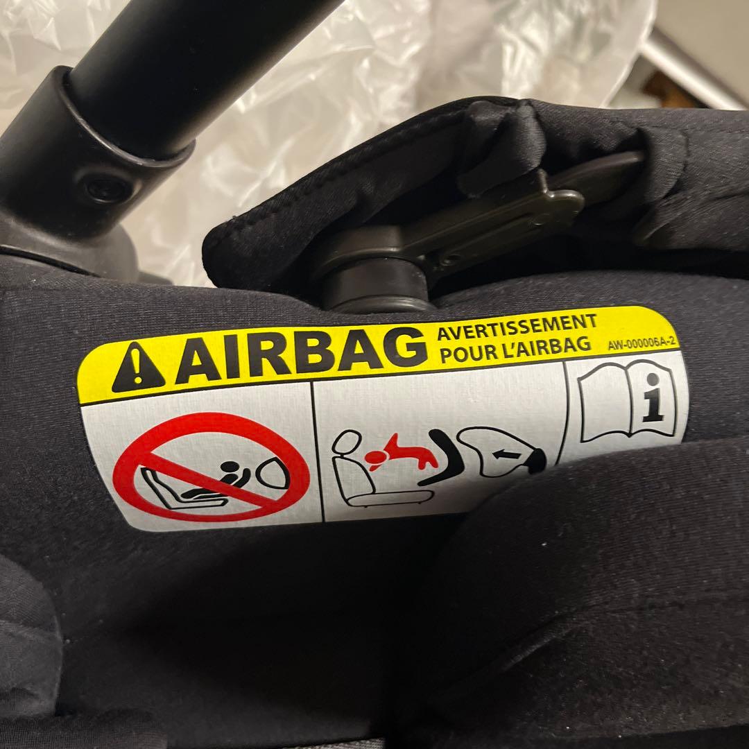 nuna PIPA URBN (ヌナ ピパ アーバン) Black