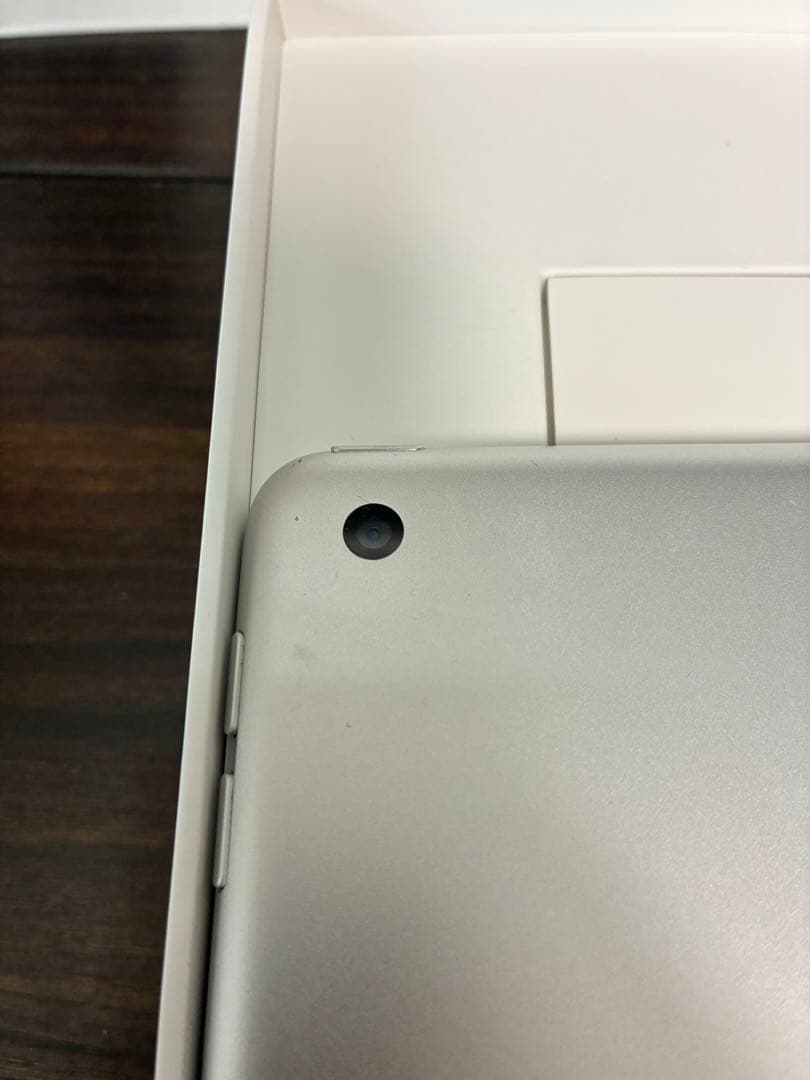 iPad (第9世代) 64GB Wi-Fiモデル