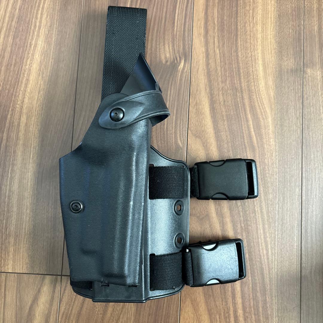 専用商品 Safariland レッグホルスターSIG P220 P226右用