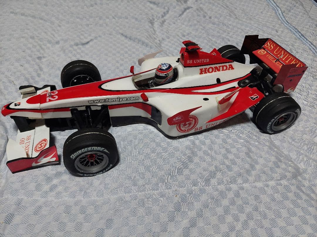 DxO　タミヤ製F201佐藤琢磨スーパーアグリ仕様1/10スケール