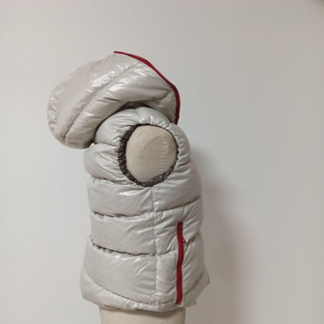 DUVETICA ダウンベスト　新品同様　ギャランティカードあり