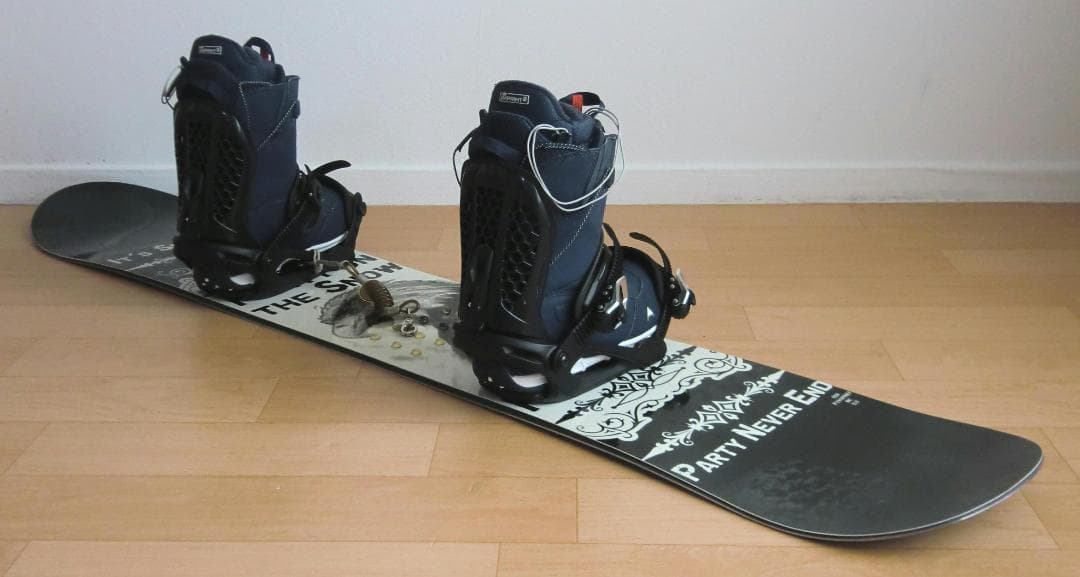 ■■1月限定■送料無料■SLQ■メンズスノボフルセット■152/26■WAX済■