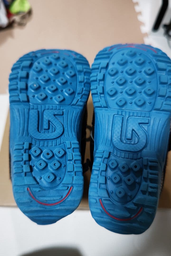 Burton 2017 キッズスノーボード、ブーツ、 バイン付き3点セット