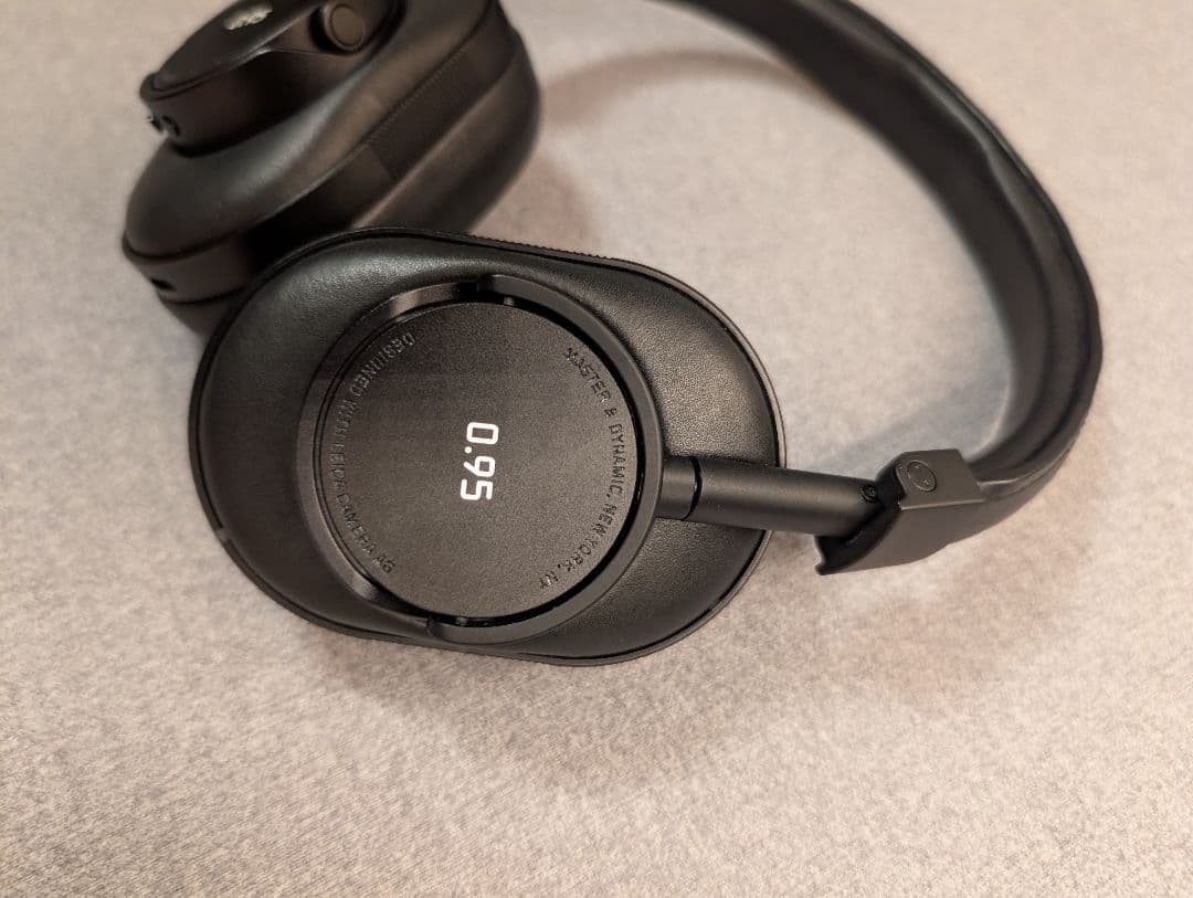 MASTER & DYNAMIC MW60 LEICAコラボモデル