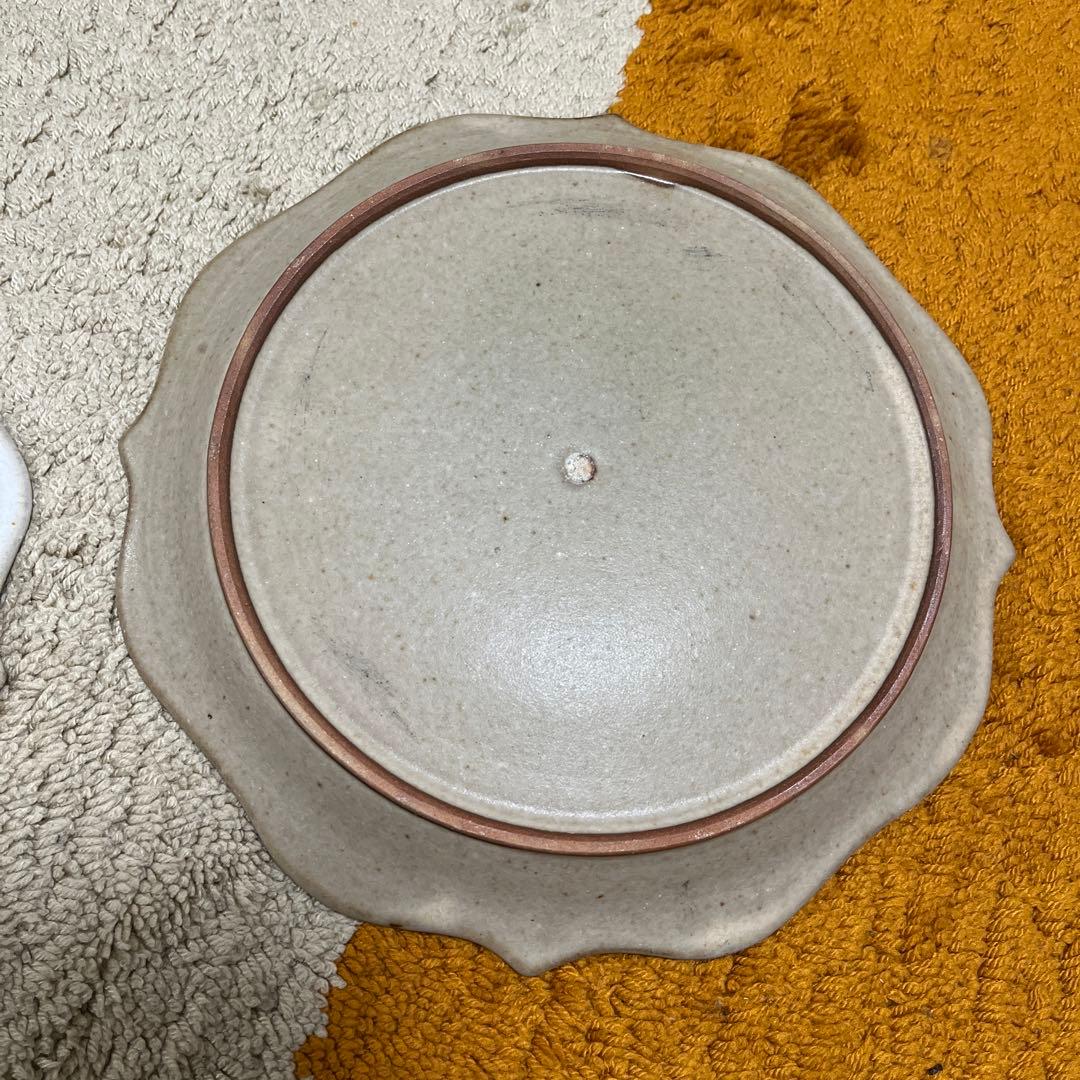 鯨井　円美　稜花皿　白　ピンクベージュ陶器　新品　未使用　2枚セット