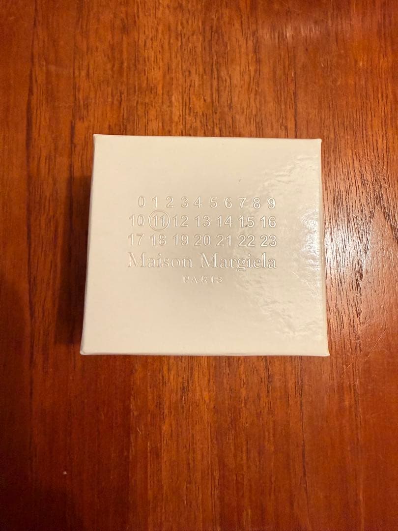 【MAISON MARGIELA】ナンバリングピアス　片耳