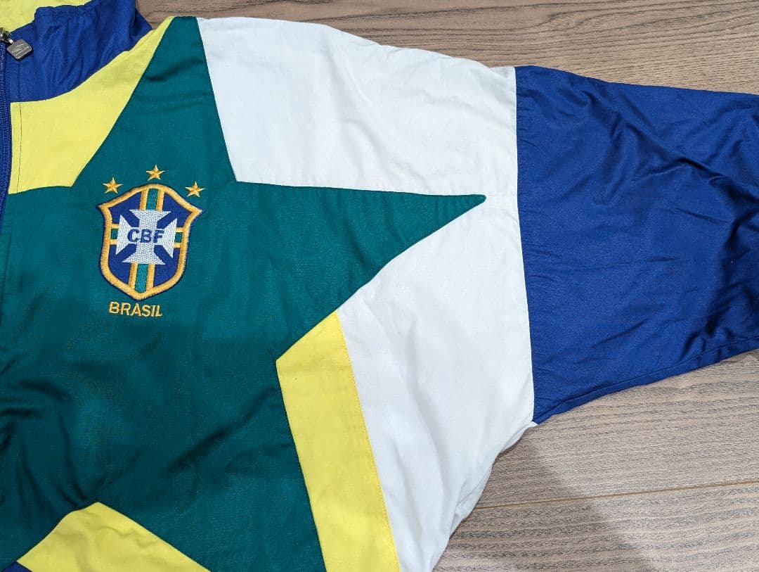 90s Vintage Umbro ブラジル代表 ウィンドブレーカー
