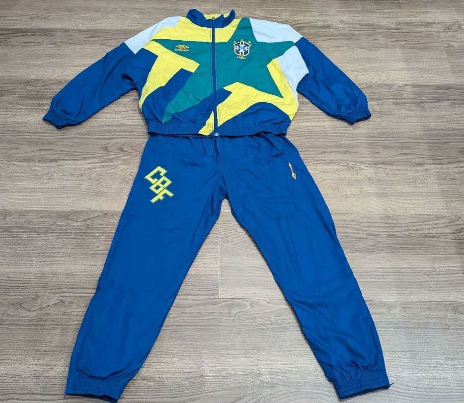 90s Vintage Umbro ブラジル代表 ウィンドブレーカー