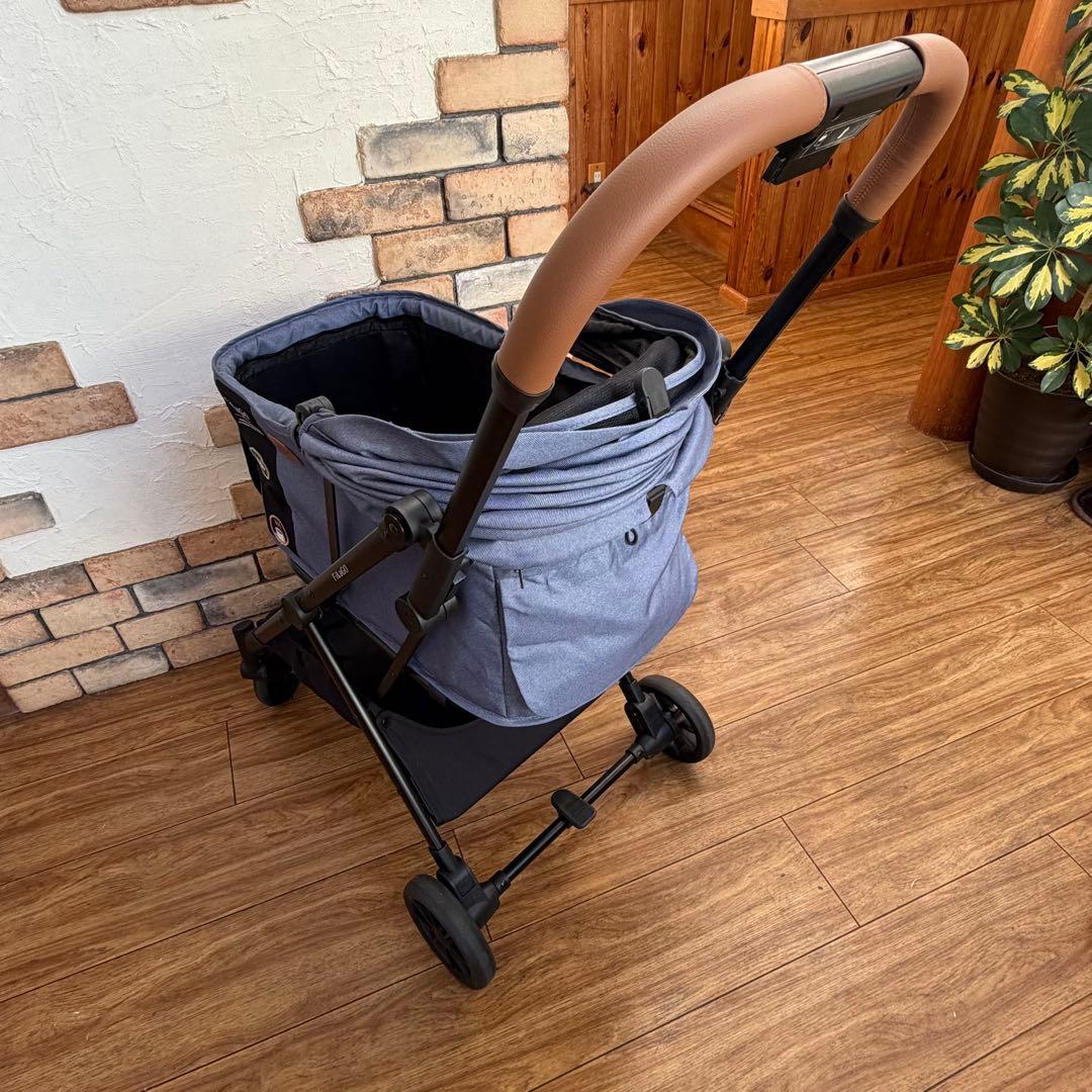 美品 FikaGO FreeTogo 2 フリートゥゴー 小型犬用ペットカート