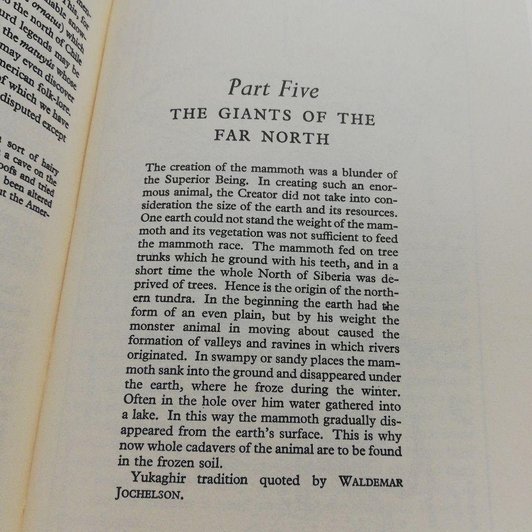 洋書 On the Track Unknown Animals/Heuvelmans