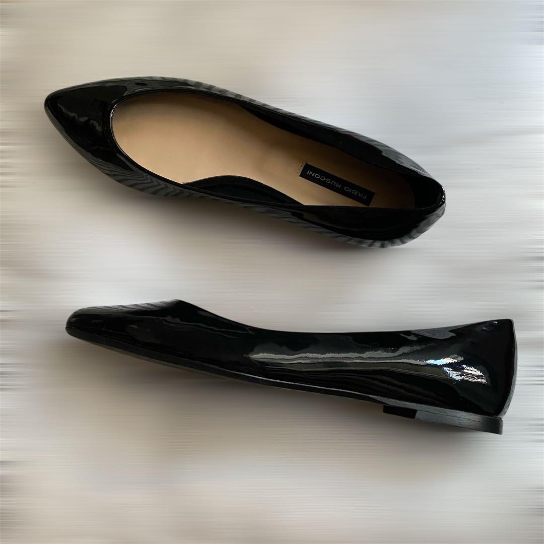 FABIO RUSCONI 黒エナメル フラットシューズ