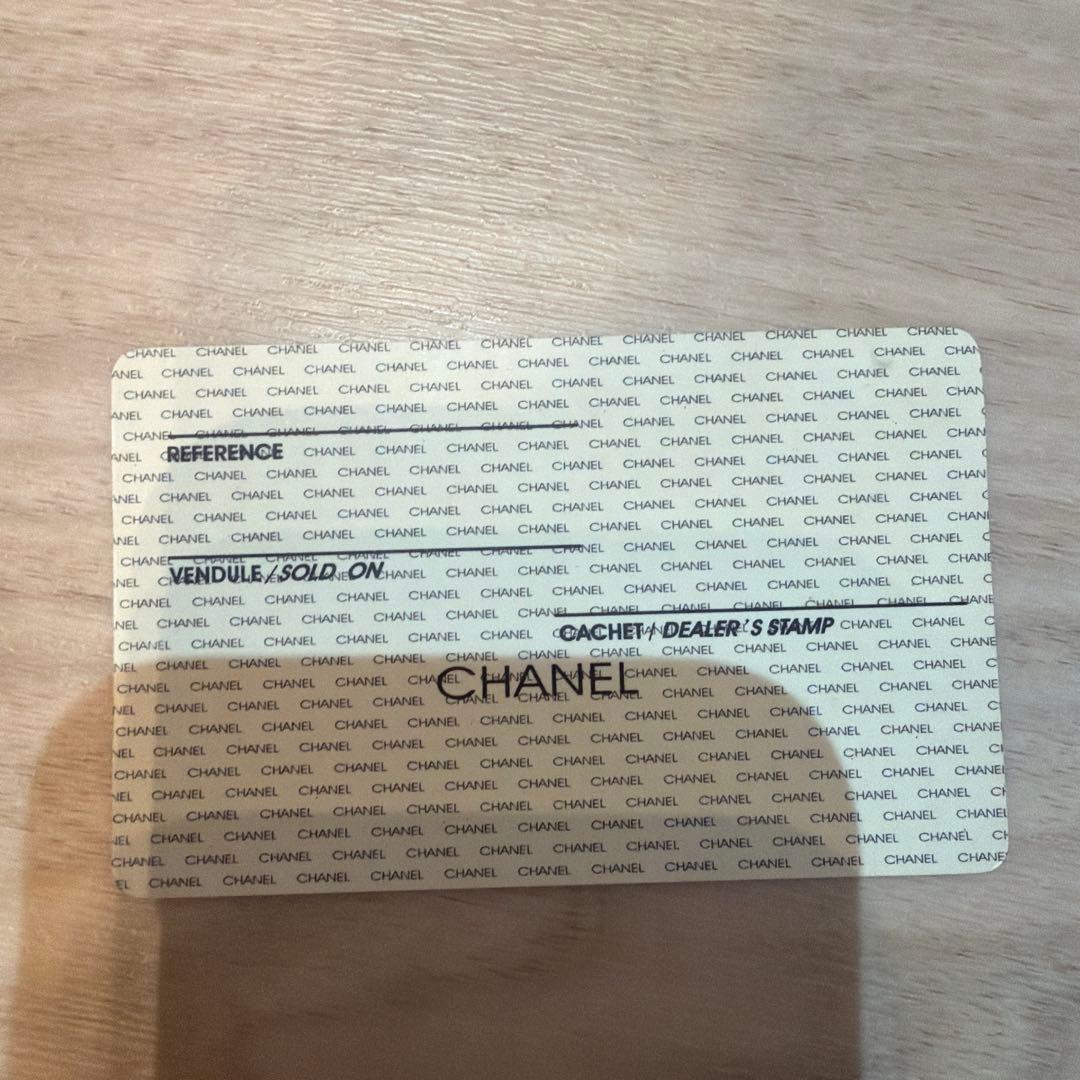 CHANEL シャネル　キャビアスキン　二つ折り財布　ベージュ　レザー
