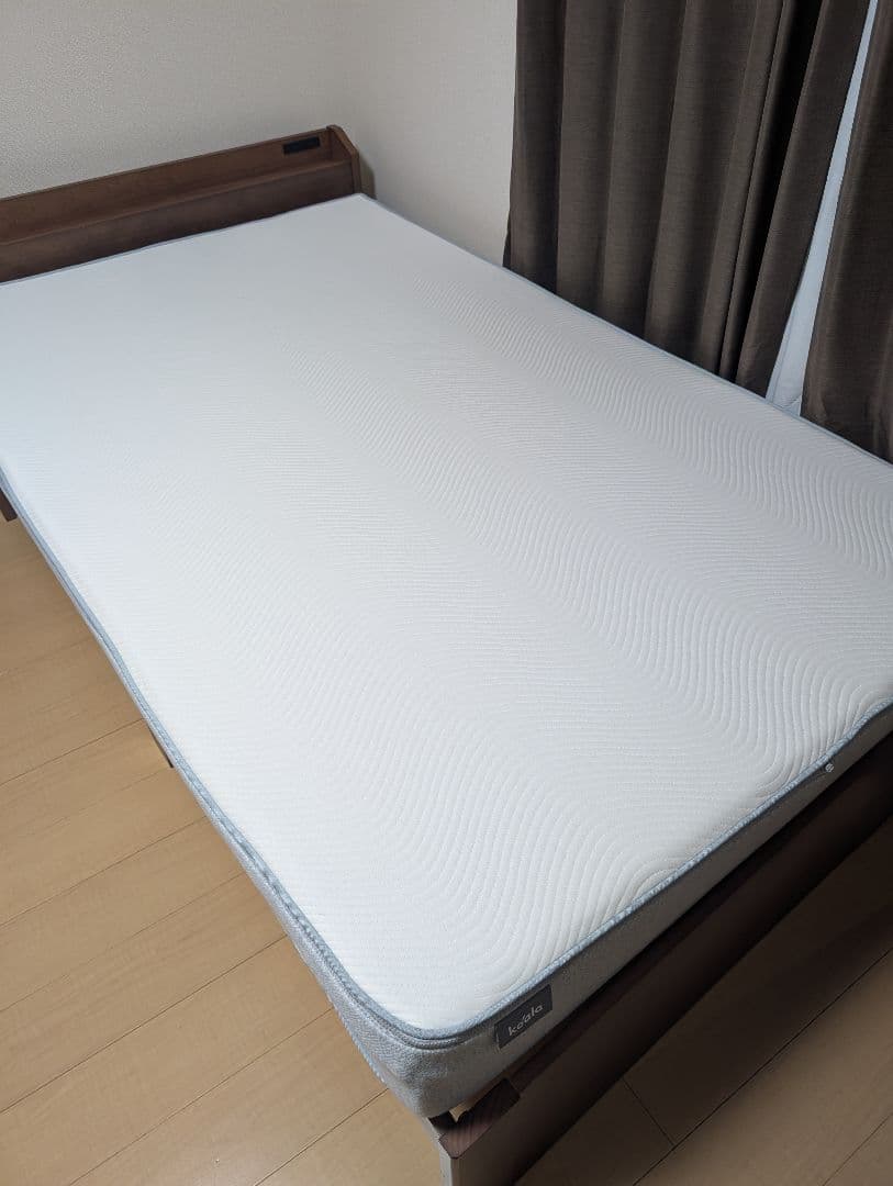 発送10月以降）koala ノンスプリングマットレス セミダブル