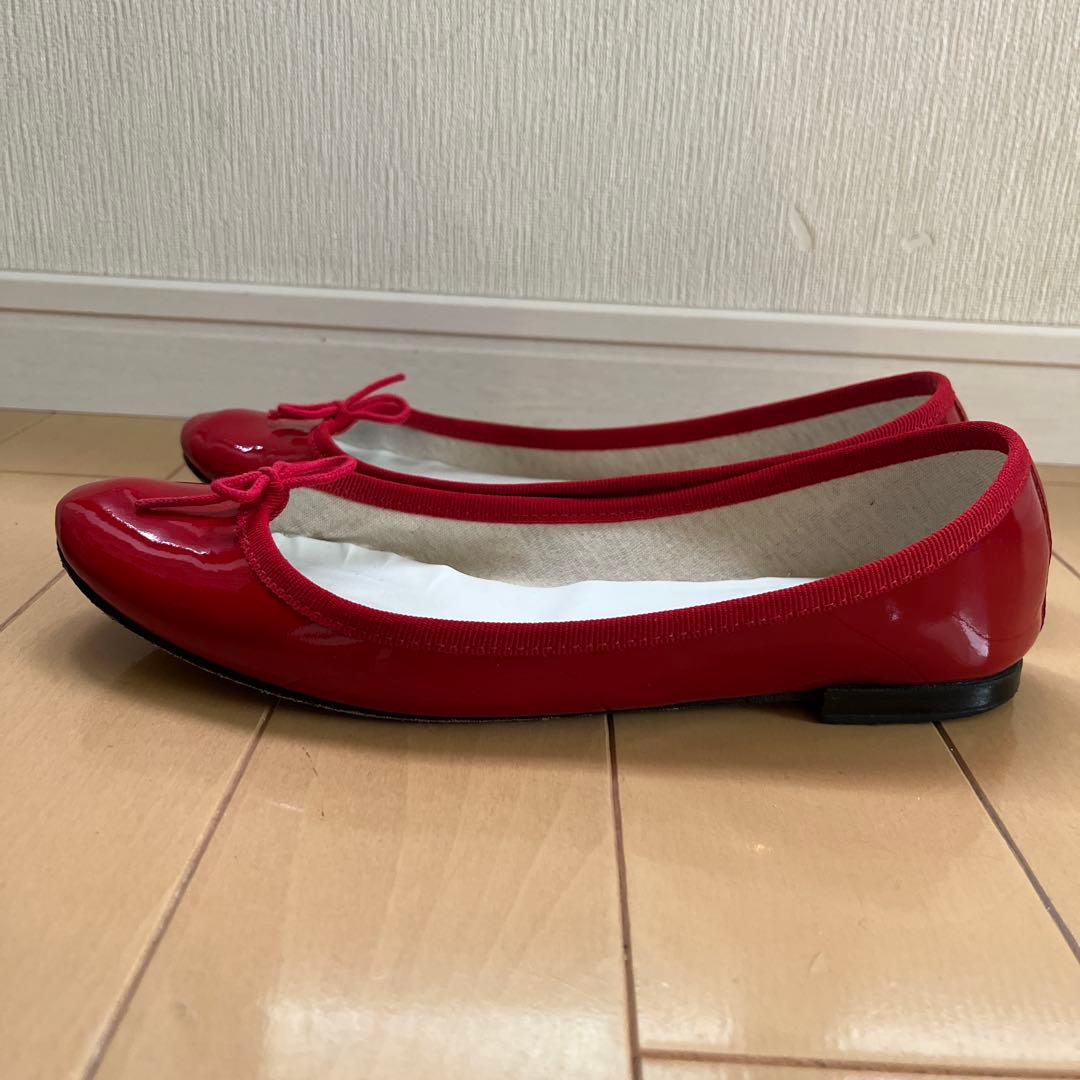 レペット　バレエシューズ　ラウンドトゥ　エナメル　リボン　赤 23.5 極美品
