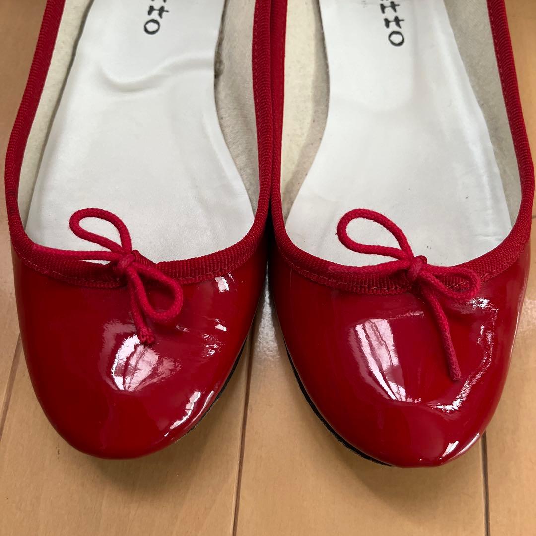 レペット　バレエシューズ　ラウンドトゥ　エナメル　リボン　赤 23.5 極美品