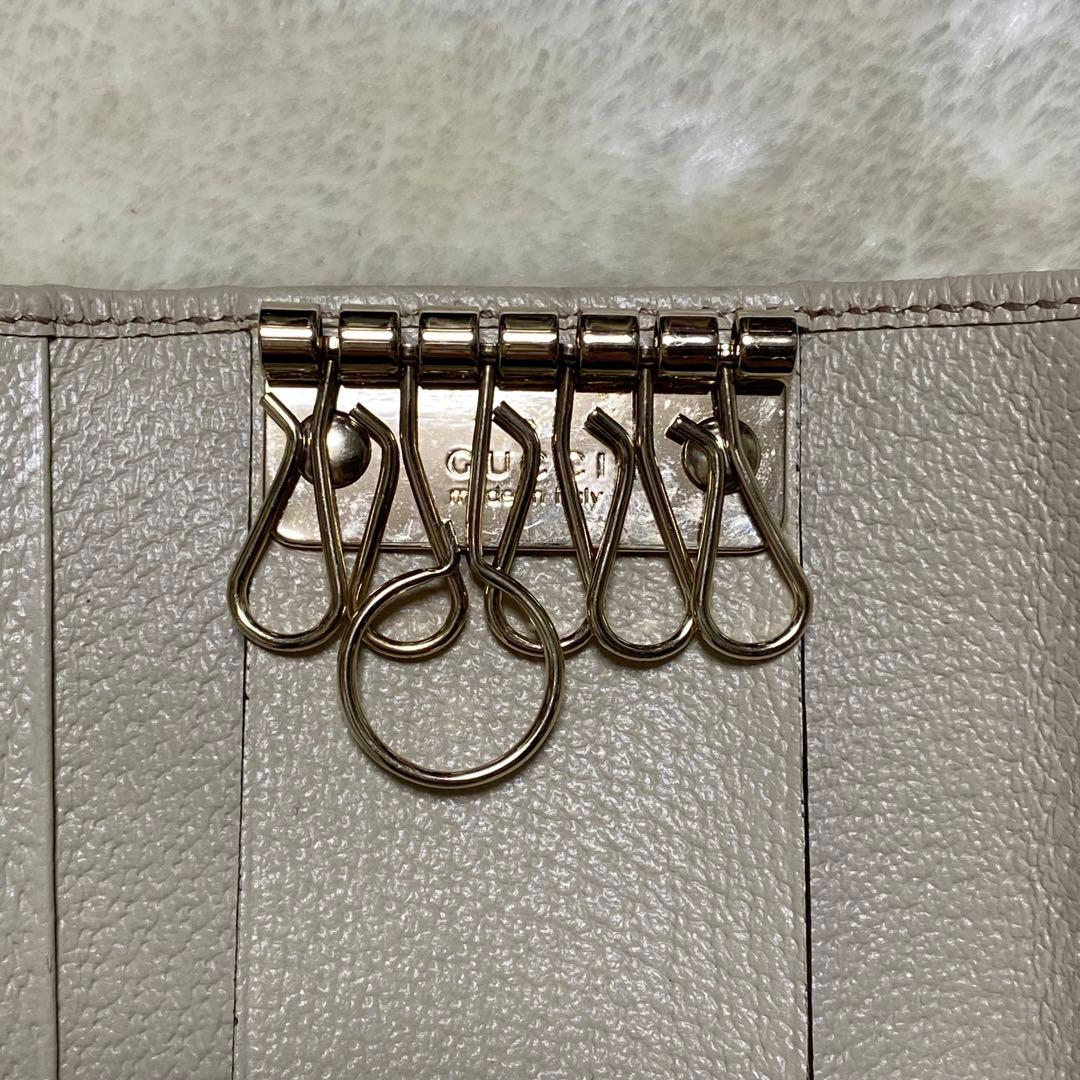 未使用保管品✨グッチ　6連キーケース GGキャンバス総柄　ゴールド金具　白レザー