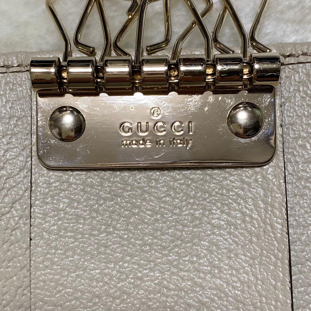 未使用保管品✨グッチ　6連キーケース GGキャンバス総柄　ゴールド金具　白レザー