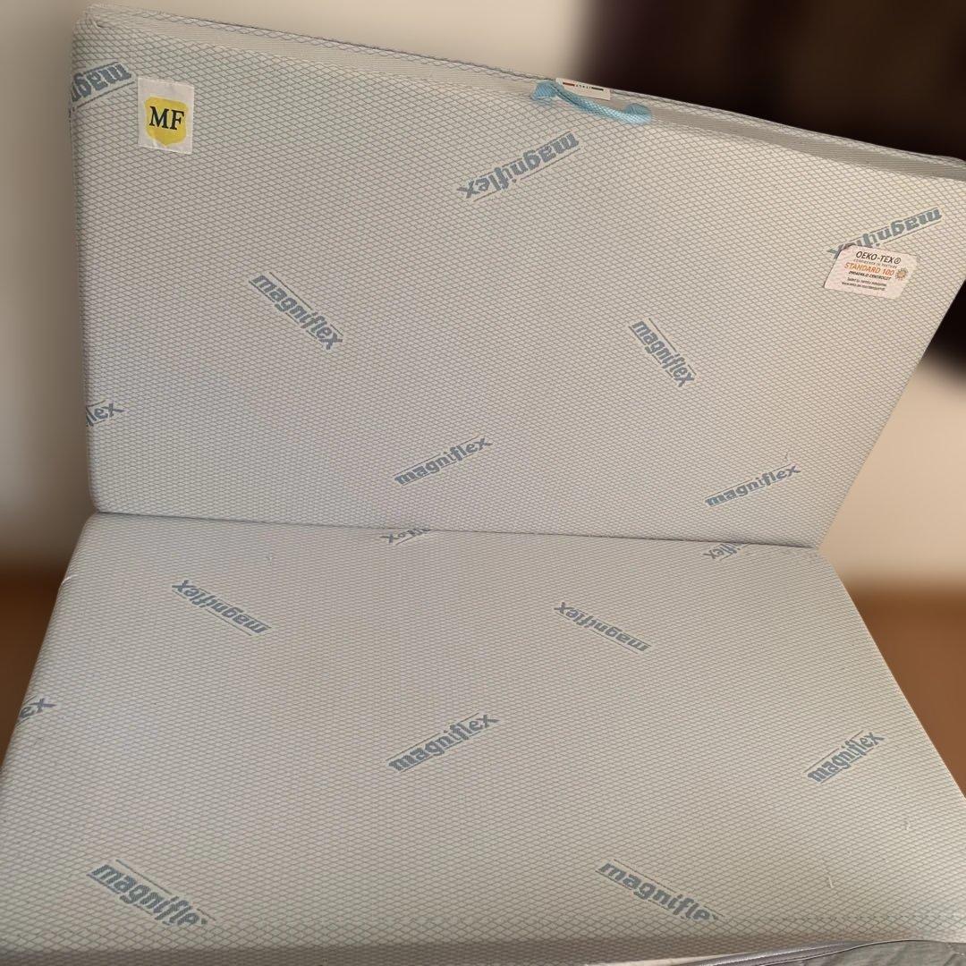 マニフレックス セミダブル マットレス DDウイング　引き取り、横浜市配達も可能