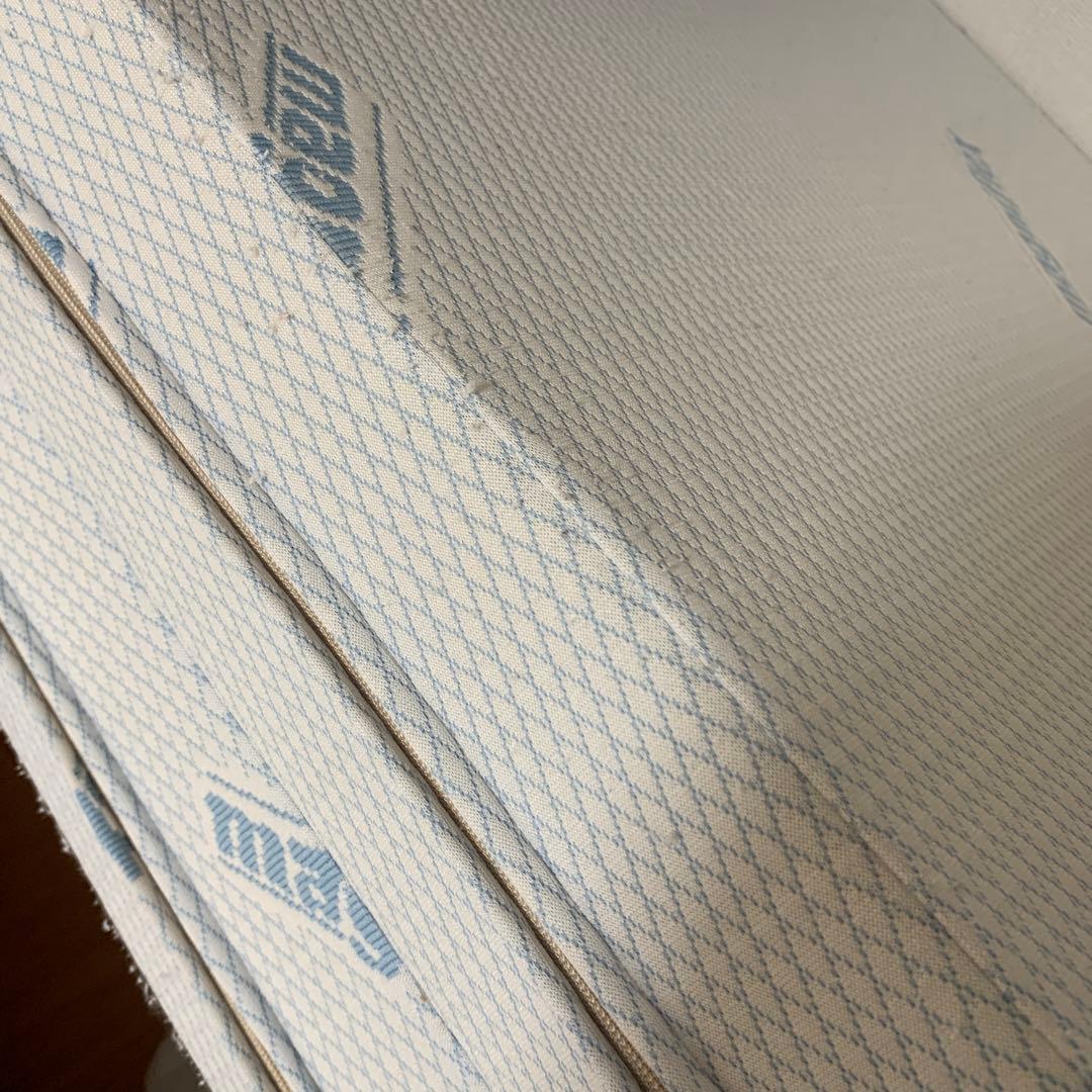 マニフレックス セミダブル マットレス DDウイング　引き取り、横浜市配達も可能